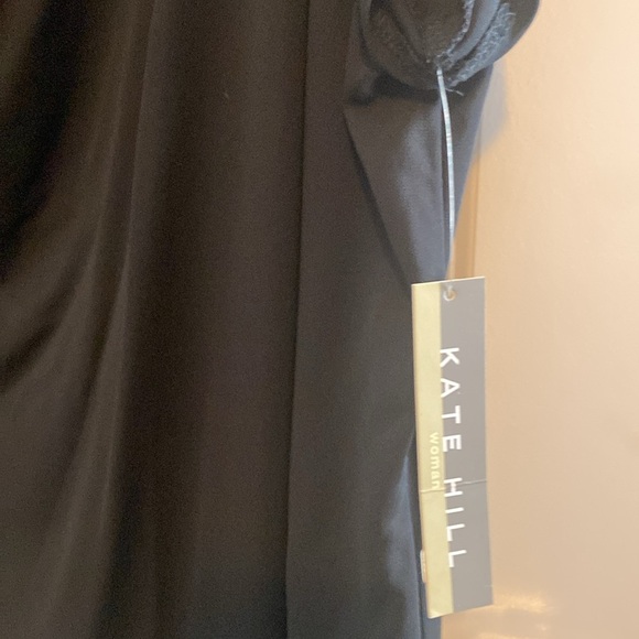 Blouse - Picture 2 of 8